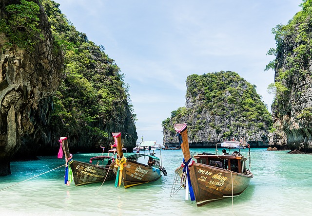 Uno scorcio di Phuket, tra i più bei luoghi di mare della Thailandia per sapere cosa vedere nel corso della tua vacanza