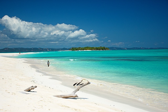 Le bianchissime spiagge di Nosy Iranja. Segui i consigli di Amerigo.it e scopri quando e dove andare in Madagascar