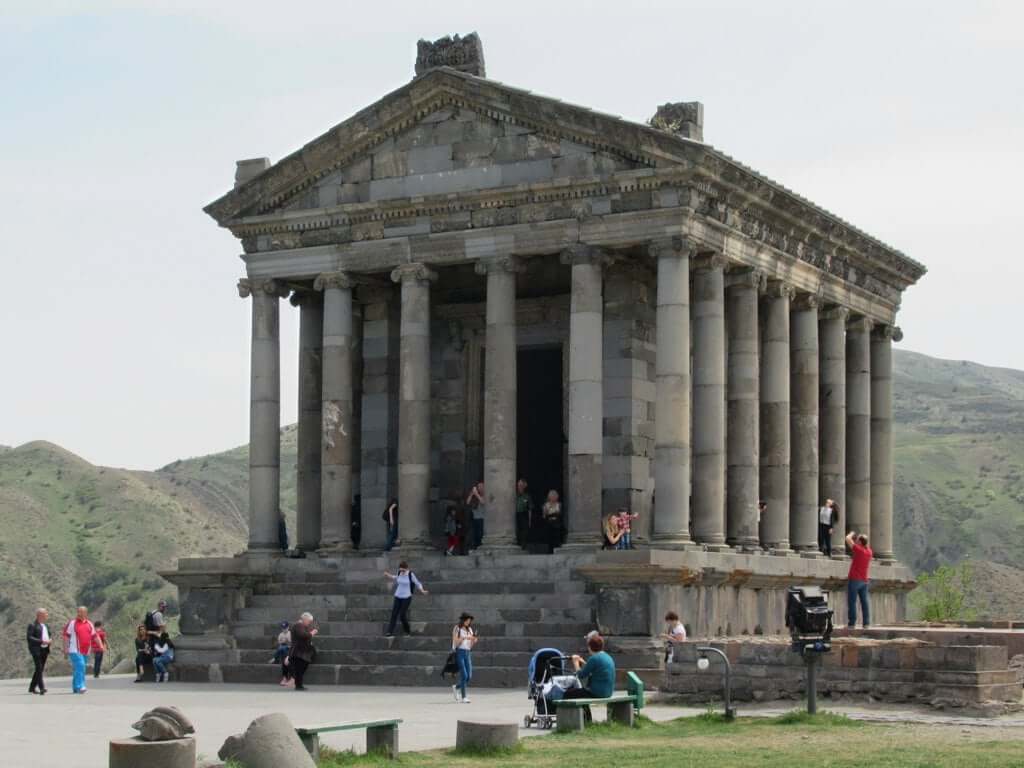 il Tempio di Garni, in Armenia.