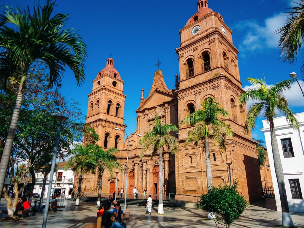 La Basilica di San Lorenzo a Santa Cruz de la Sierra. Scopri le più belle città della Bolivia per sapere dove andare con le guide di Amerigo.it