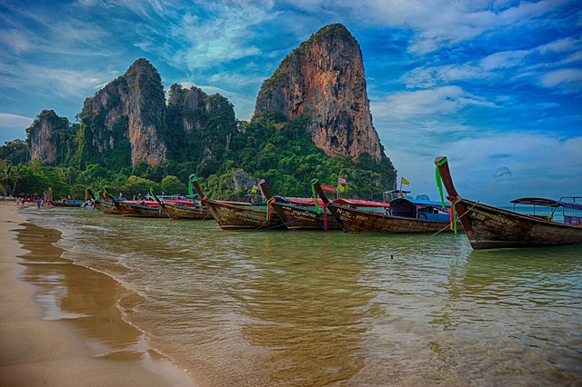 Railay Bay, tra le più belle destinazioni di mare di tutta la Thailandia