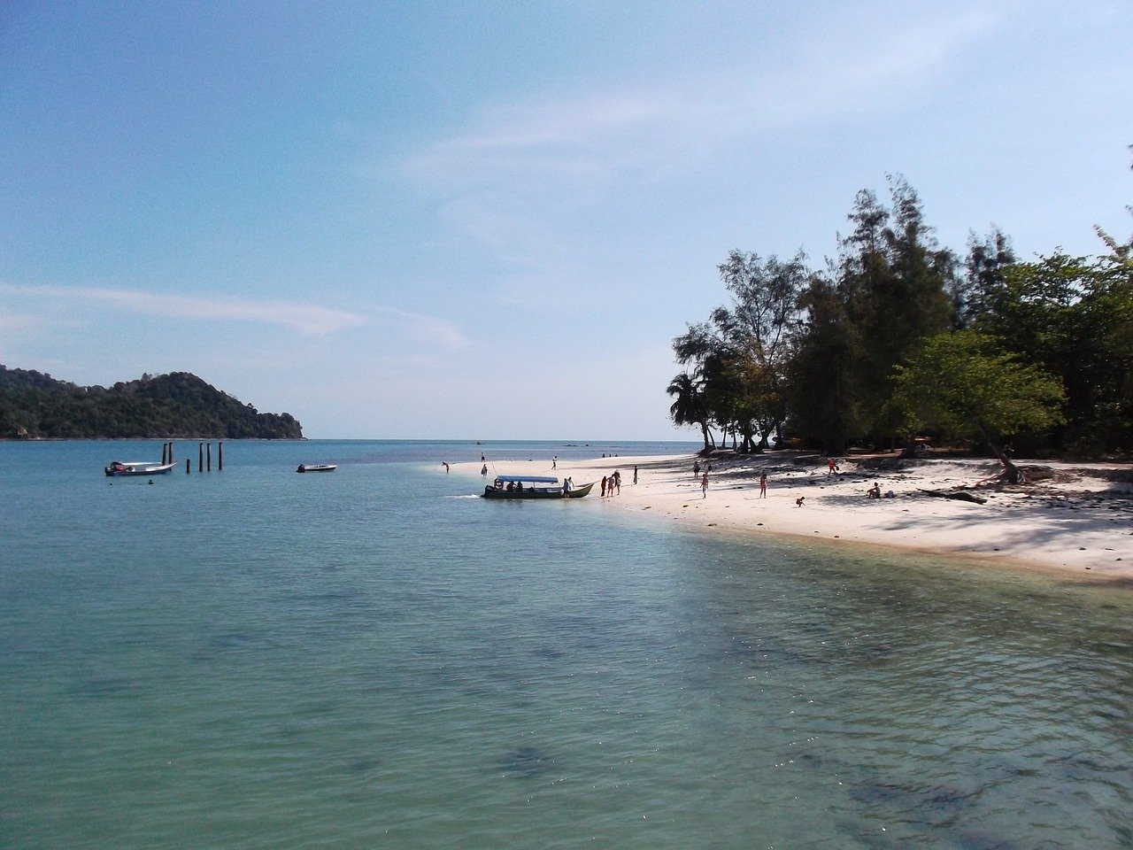 La spiaggia di Langkawi, tra i posti di mare più affascinanti di tutta la Malesia