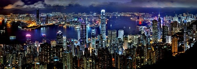 Lo skyline di Hong Kong. Il centro è una delle principali attrazioni per sapere cosa vedere