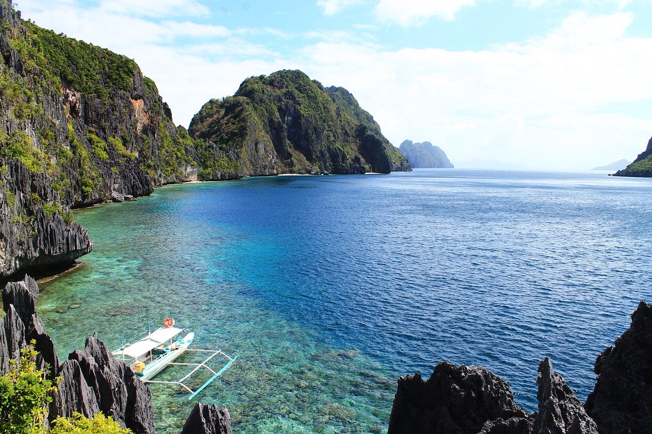 Il meraviglioso panorama di El Nido, uno degli scorci più mozzafiato da vedere in una vacanza alle Filippine