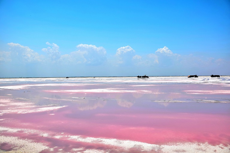 Lo spettacolo cromatico di Playa Rosa. Segui i consigli di Amerigo.it e scopri le spiagge più belle del Messico