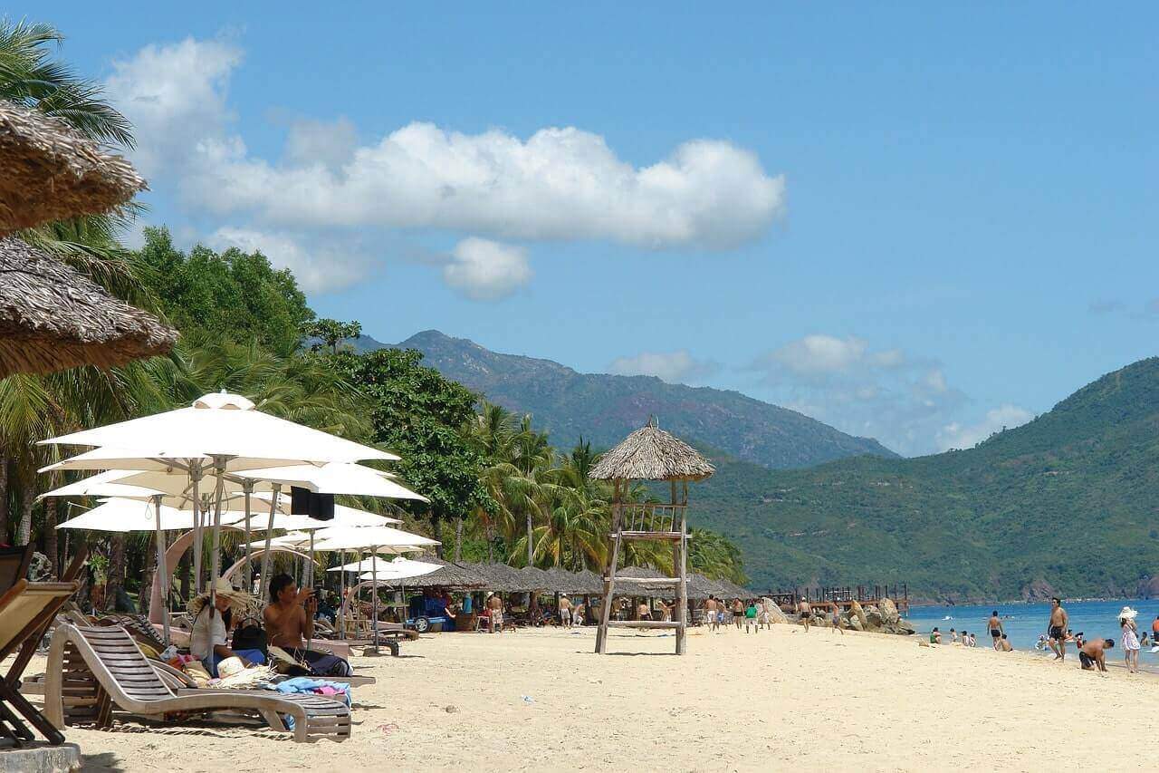 Immagine della spiaggia bianca di Nha Trang
