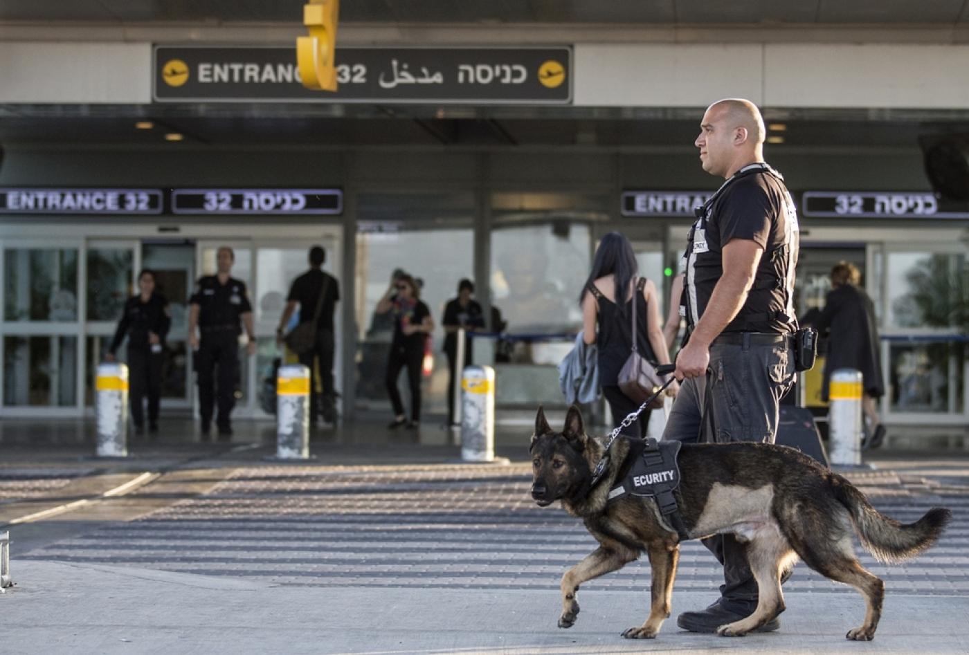 La security in un aeroporto israeliano. Parti informato su cosa non si può portare in Israele con Amerigo.it