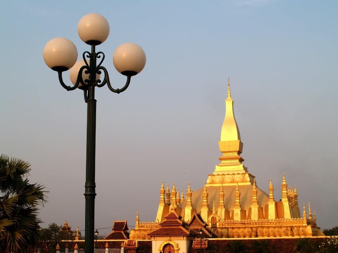 La grande pagoda d'oro, Pha That Luang, in Laos.