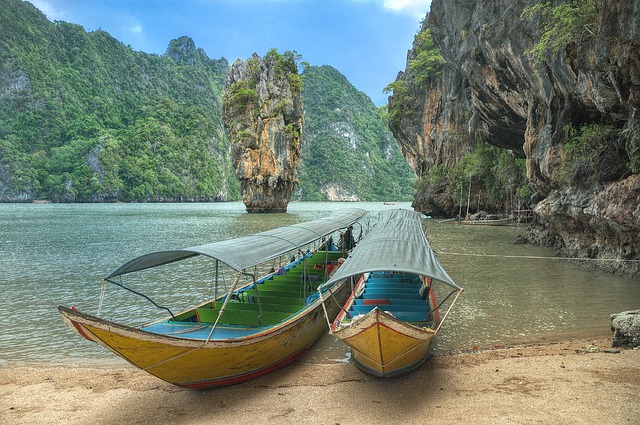 La baia di Phang Nga, tra i posti di mare da non perdere per un viaggio indimenticabile in Thailandia
